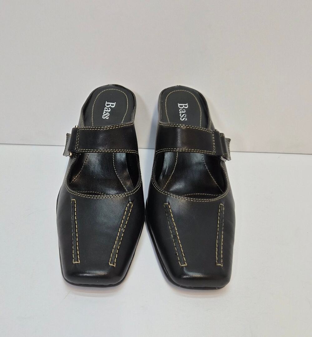 Bass Lena Black Leather Heels Contrast Stitch Classic Slip On 8M Dark Academia